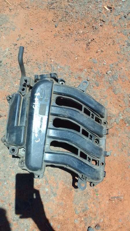 Renault Clio 3 Intake Manifold - Used