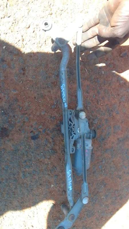 Daihatsu Sirion Wiper Motor - Used