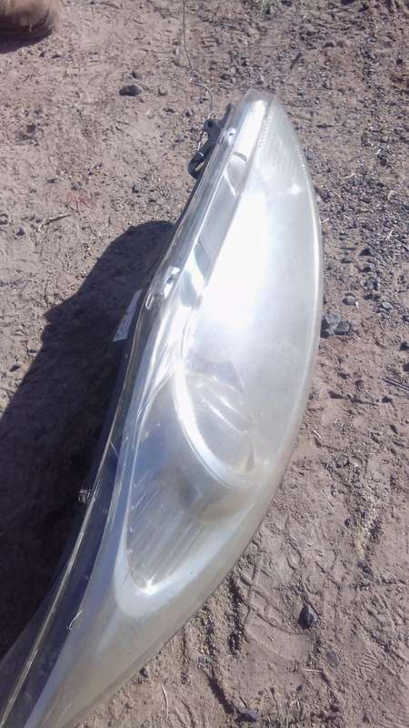 2010 Ford Fiesta Left Xenon Headlight - Used