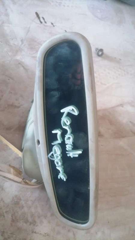 2006 Renault Megane Hatch interior rear view mirror