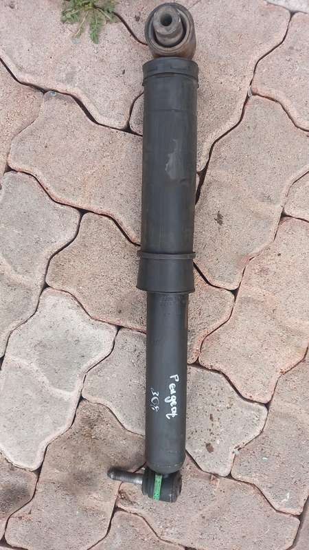 Peugeot 308 rear shock