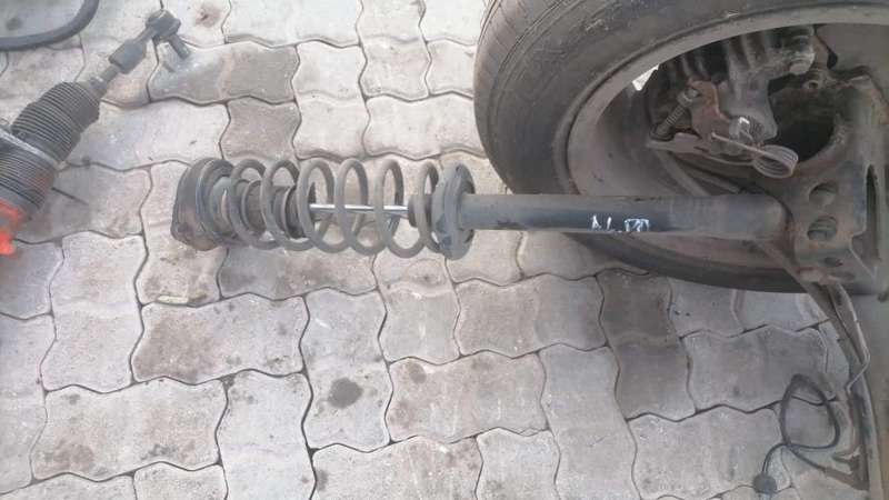 1998 Audi A4 B5 rear shock only