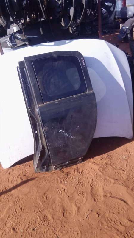 2014 Toyota FJ Cruiser Left Rear Door Shell