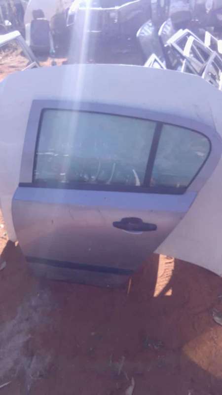 2009 Opel Astra H Left Rear Door Shell