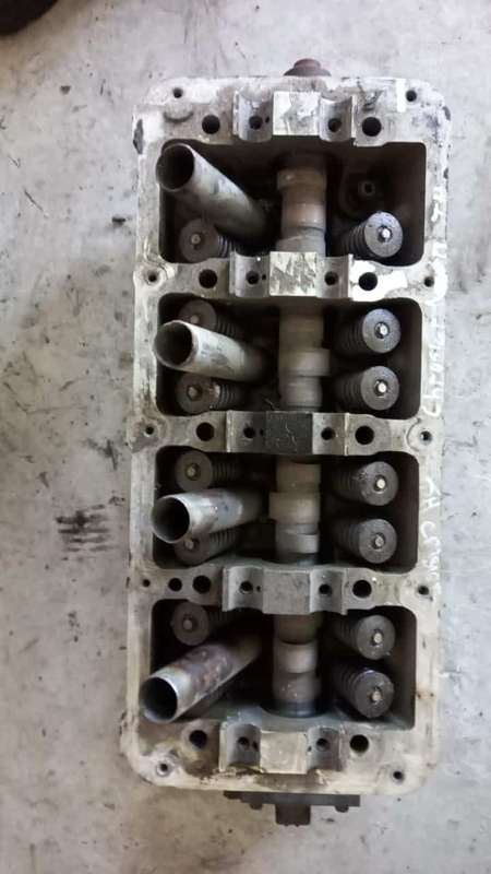 Chrysler Neon Cylinder Head