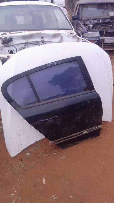 2008 Opel Astra H Right Rear Door Shell -  (2)