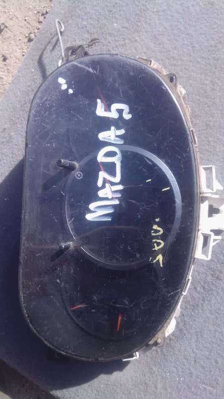 2009 Mazda 5 Cluster -