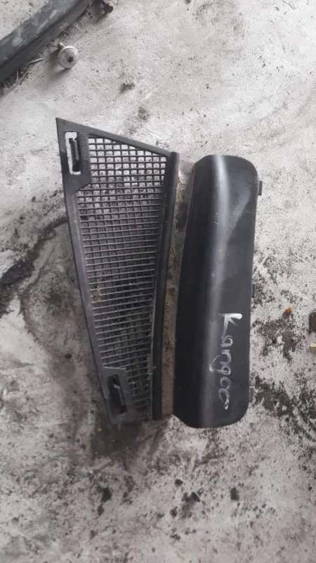 2005 Renault Kangoo interior cover