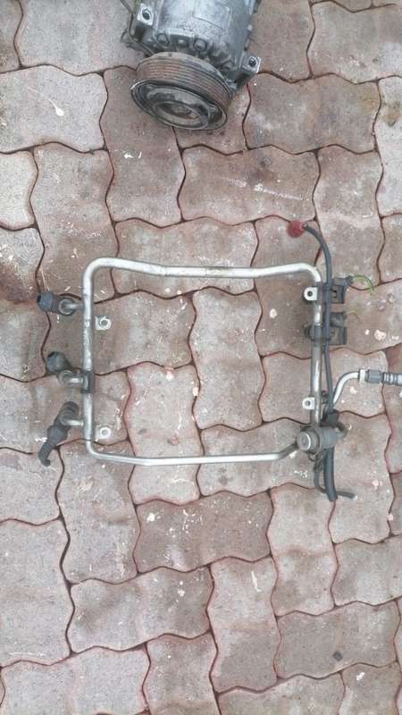 1998 Audi A4 B5 2.8 V6 Fuel Rail & Injectors