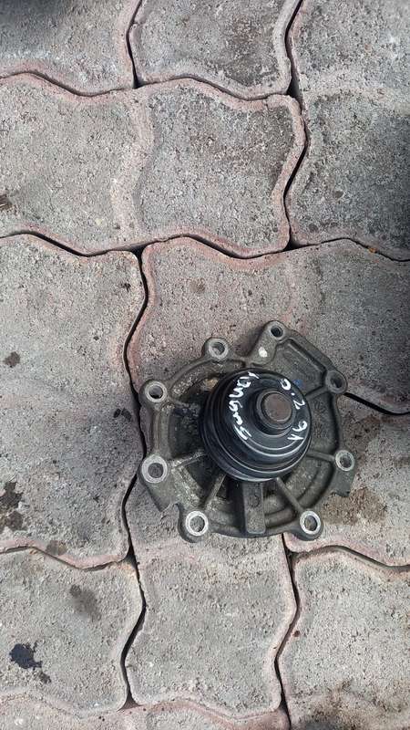 Jaguar X Type 3l V6 Water Pump