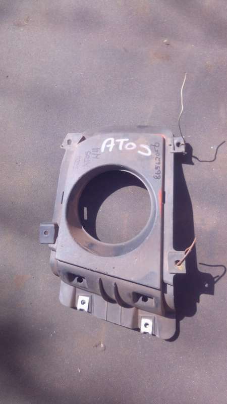 2004 Hyundai Atos Left Spotlight Cover - Used