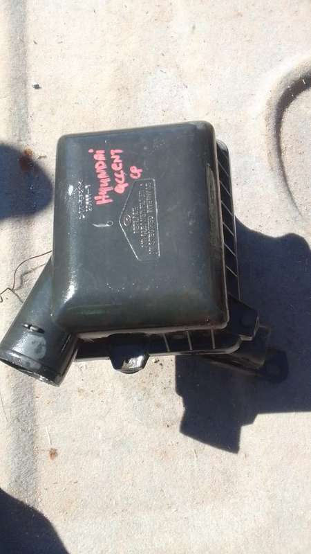 1997 Hyundai Accent Air Filter Housing - Used