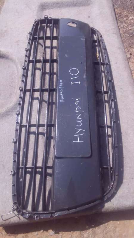 2009 Hyundai I10 Front Bumper Grille - Used