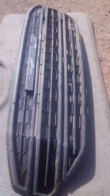 2012 Ford EcoSport Front Bumper Grille - Used