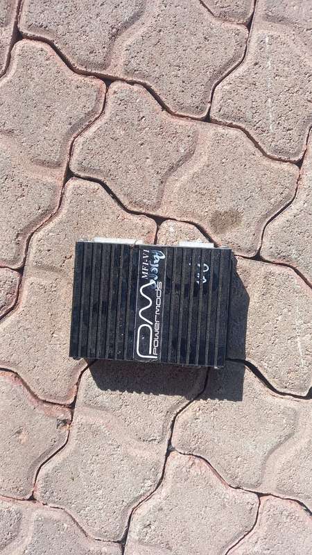 Mitsubishi Pajero Amplifier