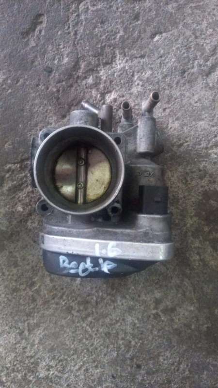 2010 Vw Beetle 1.6 Bsf throttle body