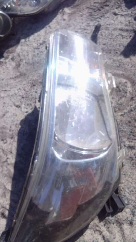 2015 Toyota Hilux Right Headlight -