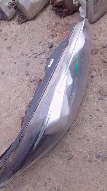 2013 Ford Fiesta Right Headlight -