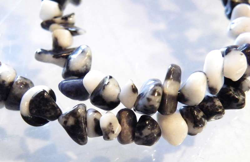 Zebra stone chipstring, 80cm