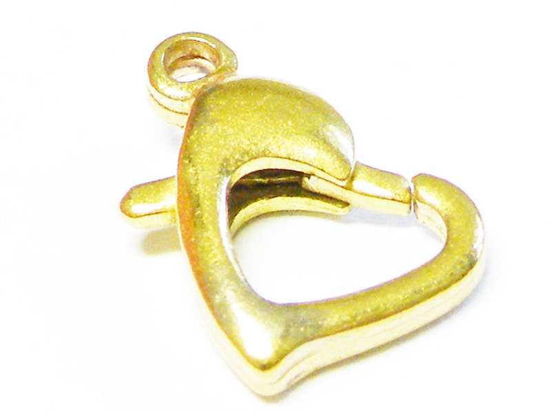 4 x Heart clasp in Gold colour. 10mm.
