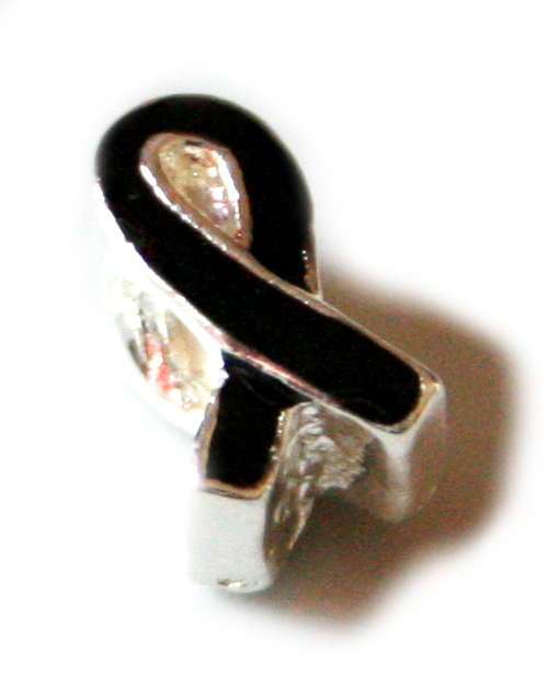 2x Black ribbon cloisonne bead. Gold base colour. 12mm.