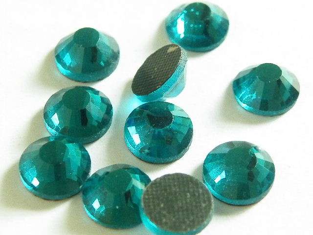 144x hotfix rhinestones, ss30, teal 6mm - can be used for diamond dot paintings