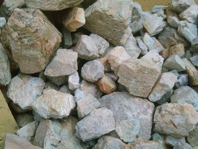 Rough Beryl Aquamarine R20.00 per Kg - Silver Hills 1.50kg