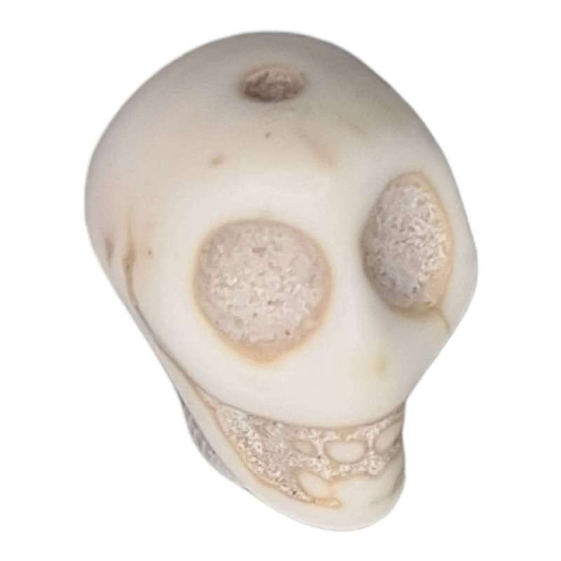 Howlite skull bead, cream, 10mm