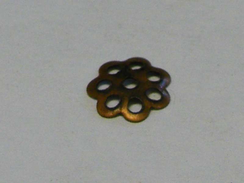 20x Copper Daisy Flower Pattern Beadcap, 5.5mm