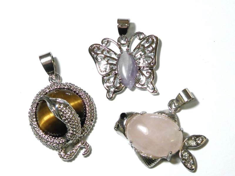 Assorted Gemstone Animal Pendants 25-35mm inc bail - Silver Hills 0.01kg