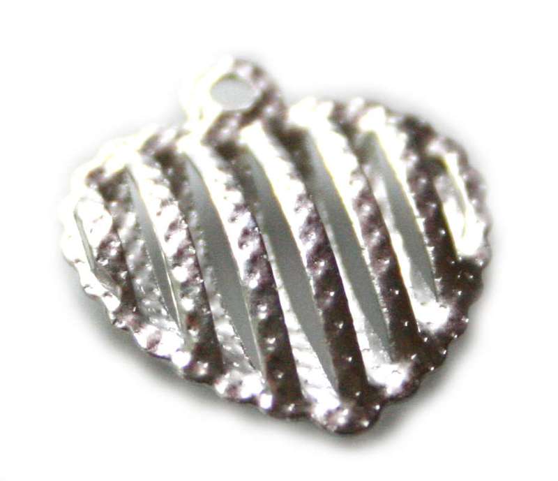 Heart charm in stainless steel, 17mm
