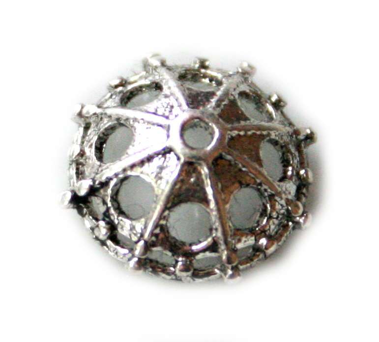4 x Nickel free bead cap, antique design, 12mm