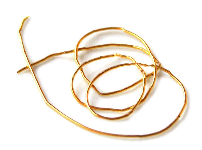 Gold colored gimp, approx 20cm (do not stretch)