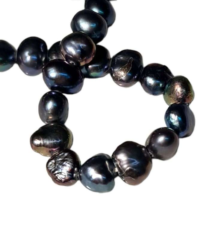 Rainbow grey freshwater pearl string, flatback, 6-7mm, 40cm