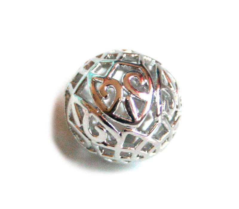 Nickel free bead, intricate design, 15mm