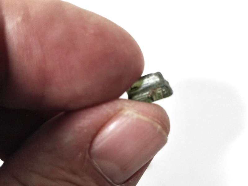 Green tourmaline rough piece 5-9mm - Silver Hills