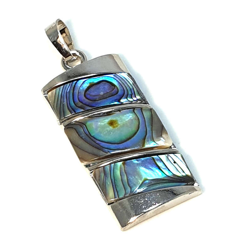Paua shell trio pendant, 44mm incl. bail - Silver Hills 0.02kg