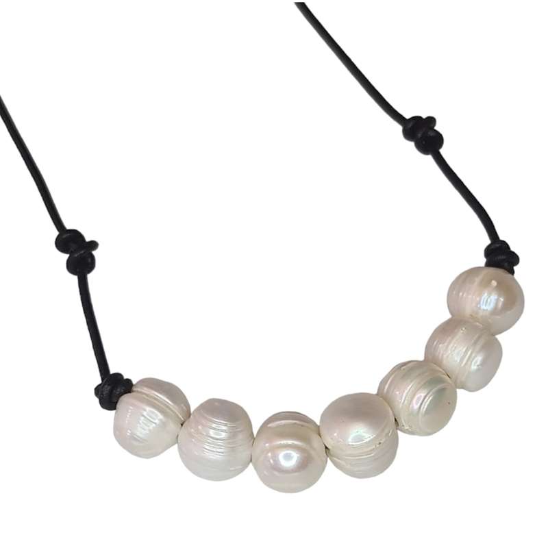 Freshwater pearl necklace, black string, 45cm
