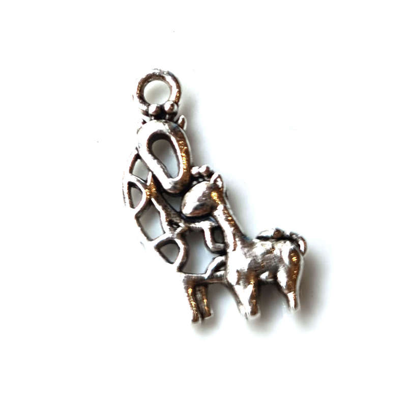 2x Giraffe family charm, 21mm