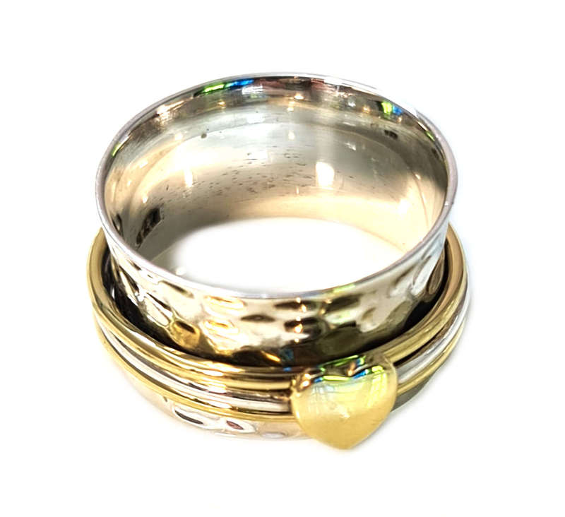 Textured spinner ring w heart in 925 silver, 19mm ID