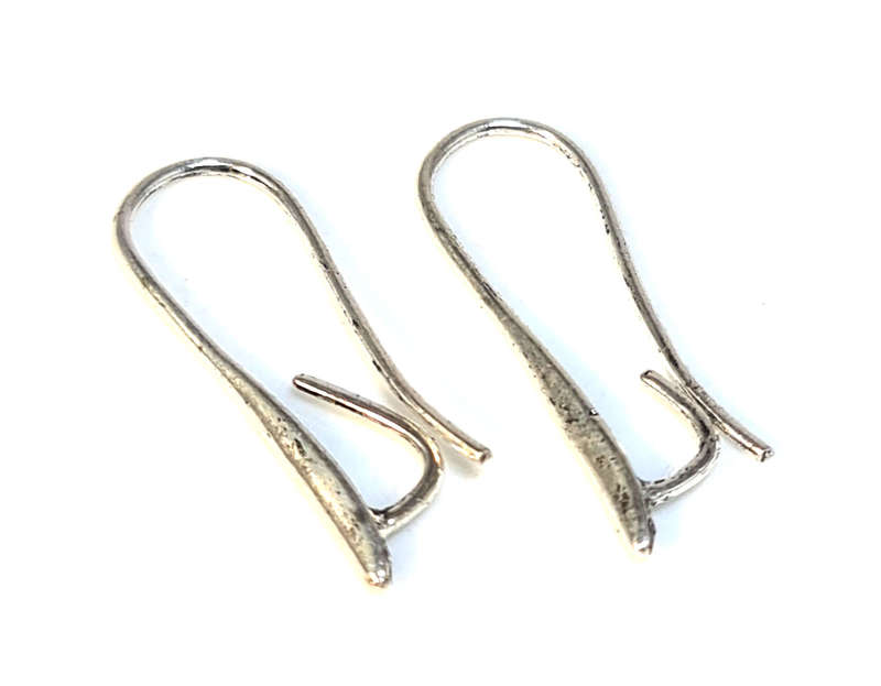Nickel free earring pair, elegant design, 25mm