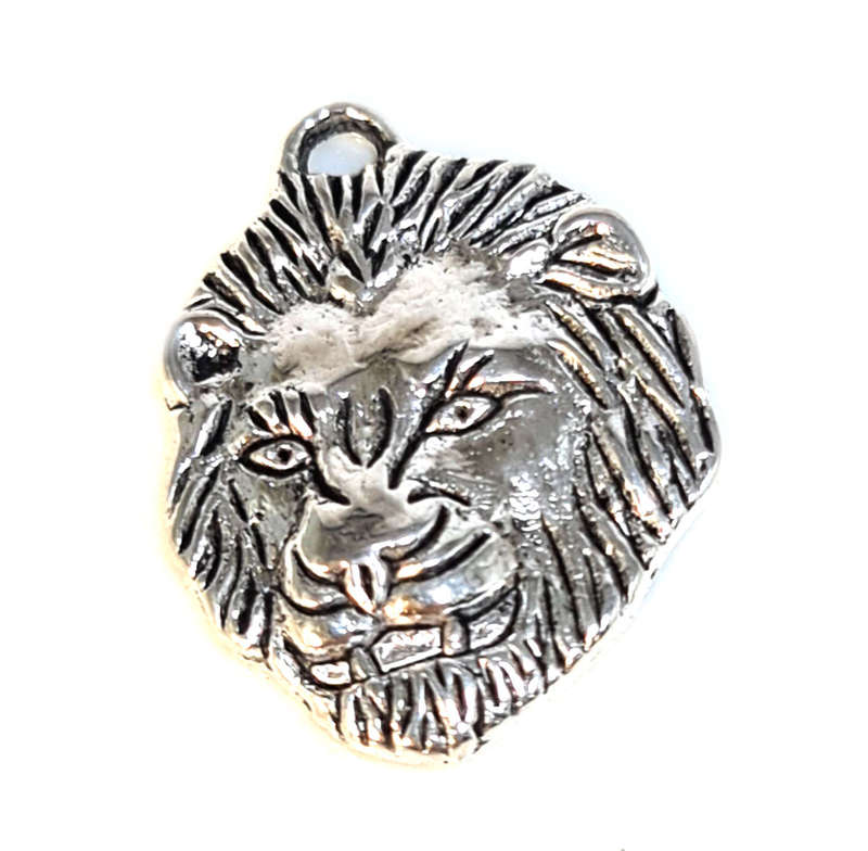 Lion pendant, nickel free, 23mm