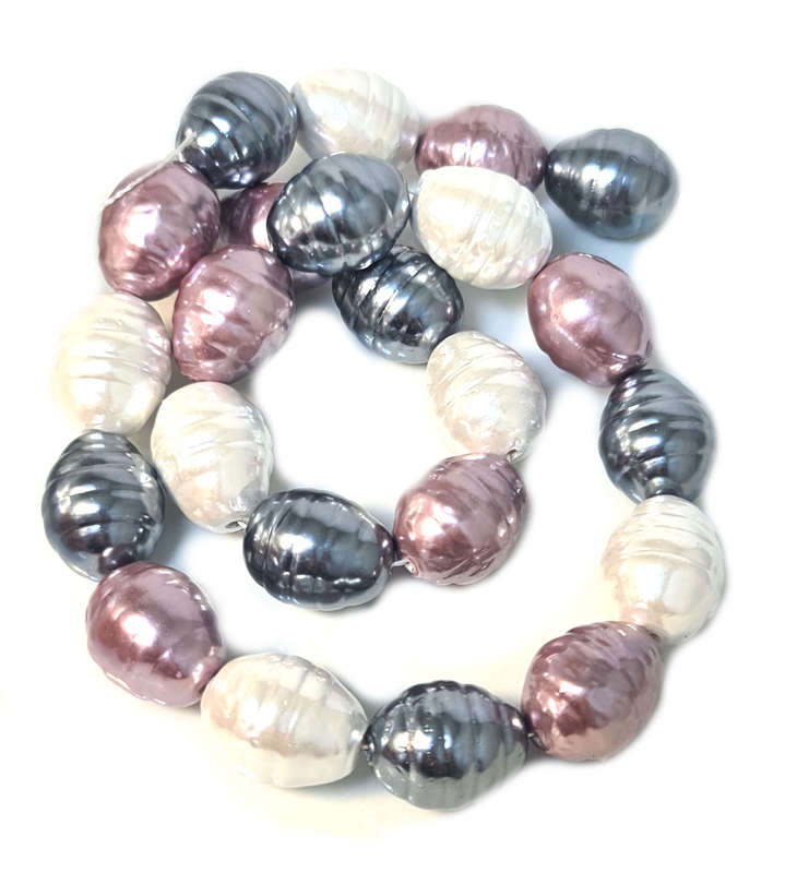 Shell pearl string, ringed baroque - cream, dark grey, mauve, 13x16mm, 40cm