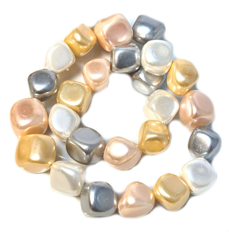 Shell pearl string, pebbles - cream, peach, yellow, silver, 10x12x14mm, 40cm