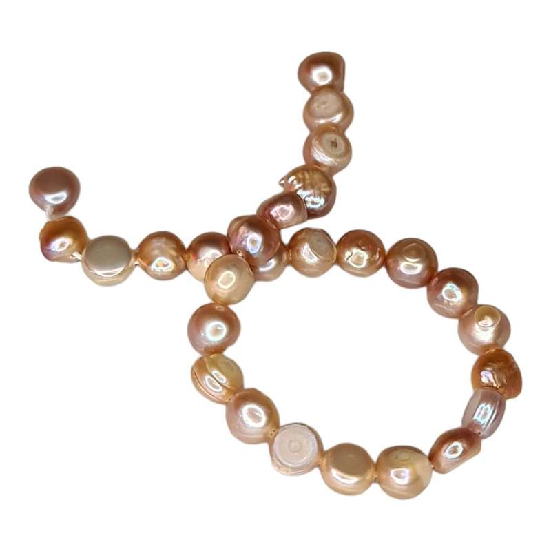 Freshwater pearl string, flatback, peach, 7-8mm, 17cm