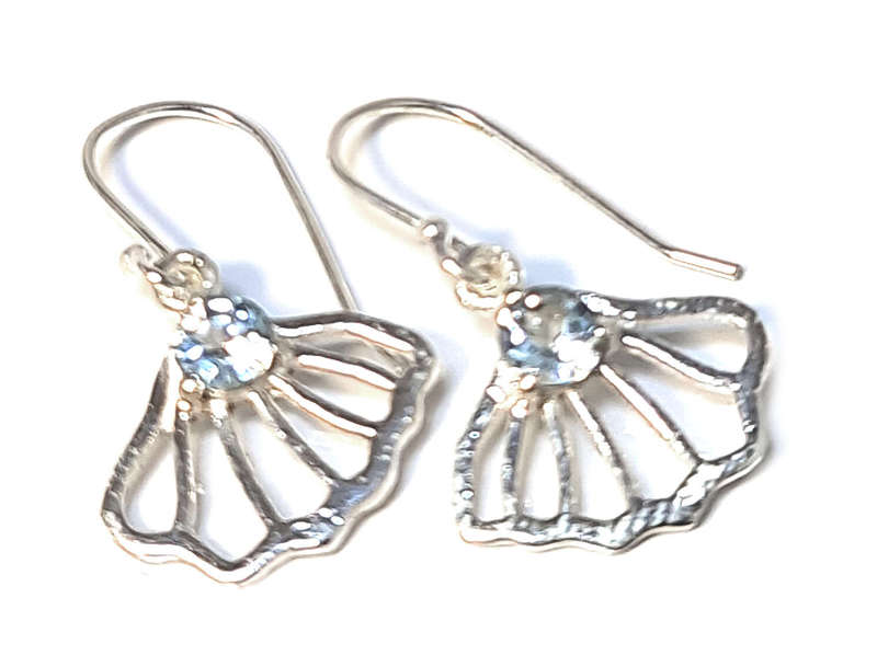 Clam earrings in 925 silver, Aquamarine, 25mm incl. hook