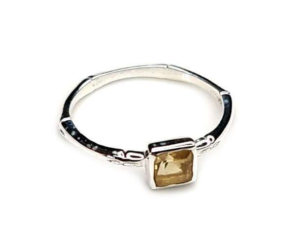 Citrine ring in 925 silver, square, 17mm ID