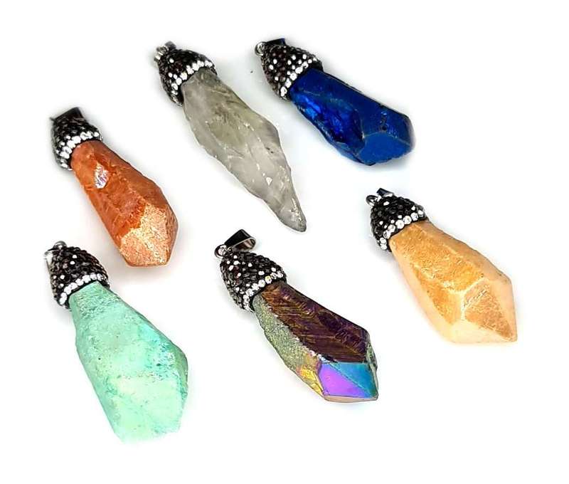Iridescent Quartz pendant, assorted, 55-65mm incl. bail