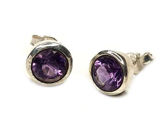 Amethyst stud earrings in 925 silver, round, 8mm