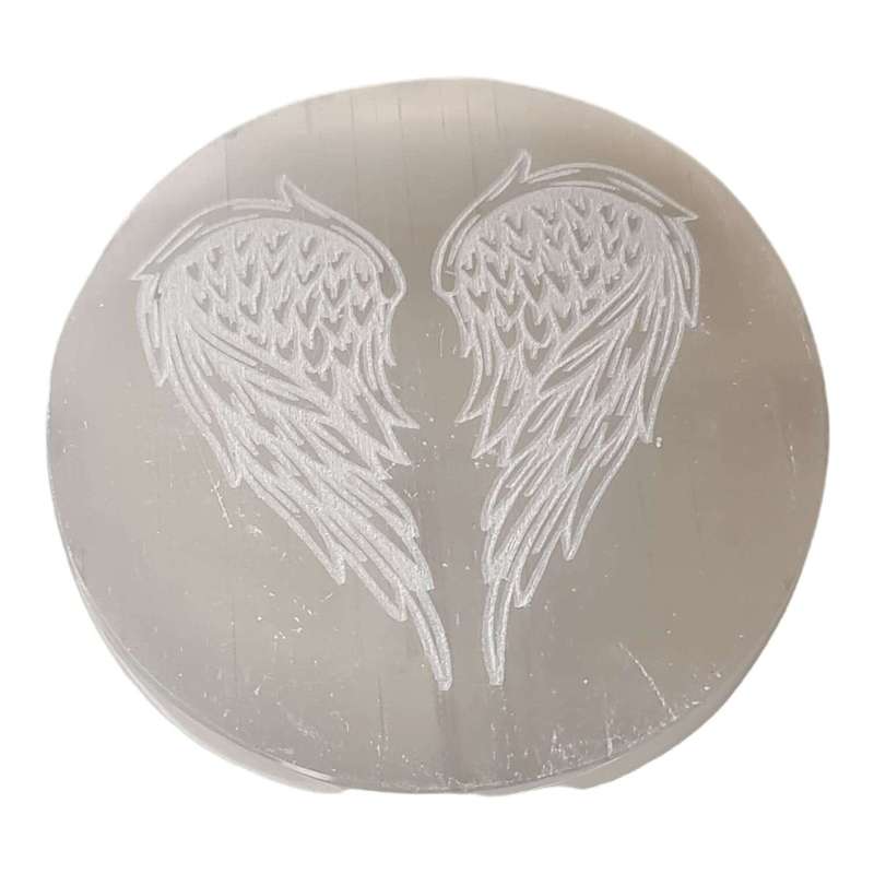 Selenite round plat, engraved wings, 8cm